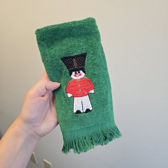 Small Nutcracker Christmas Green Hand Fingertip Towel - Picture 1 of 3